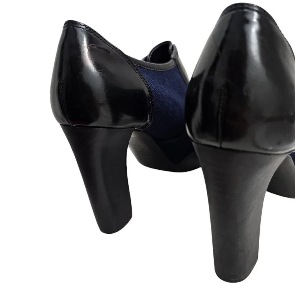 Tory Burch Ankle Wingtip Bootie Heels Navy Blue and Black
